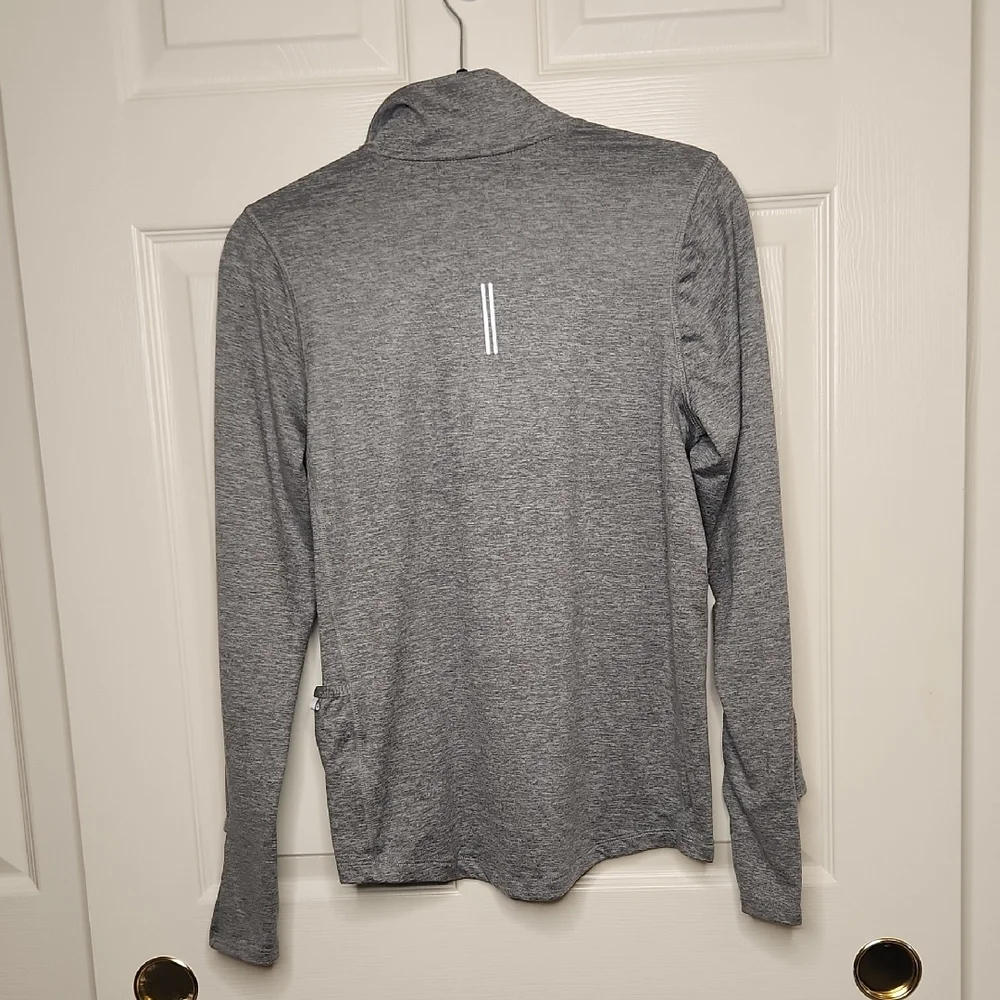 NWT Nike Women's Gray 1/2 Zip Running Top Size XS
